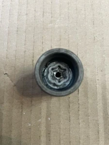 GENUINE McGARD FORD / NISSAN / HONDA LOCKING WHEEL NUT - Picture 1 of 2