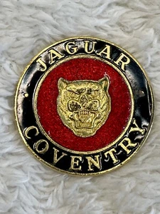 Jaguar Coventry Enamel Badge – Vintage Lapel Pin No. 5968 – Classic Car Club - Picture 1 of 4