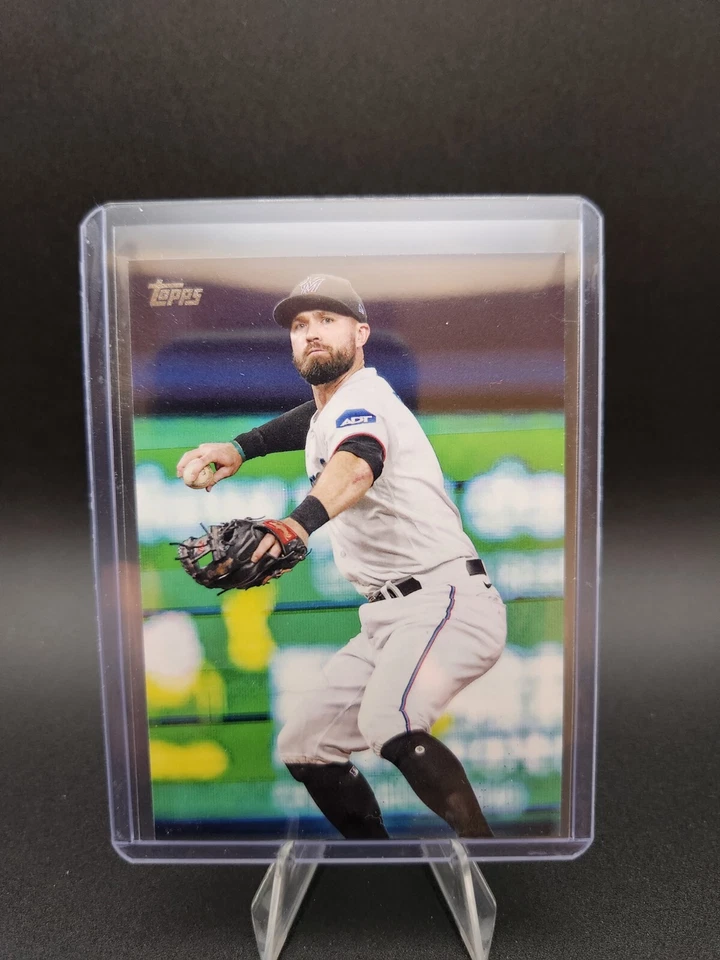 2024 Topps Series 2 Jon Berti #524 True Photo Variation SSP Miami Marlins - Image 1 of 2