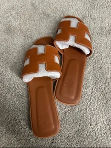 Hermes Womens Ladies Designer slides sandals Tan UK size 5 TAN EU 38 Summer - Picture 1 of 3