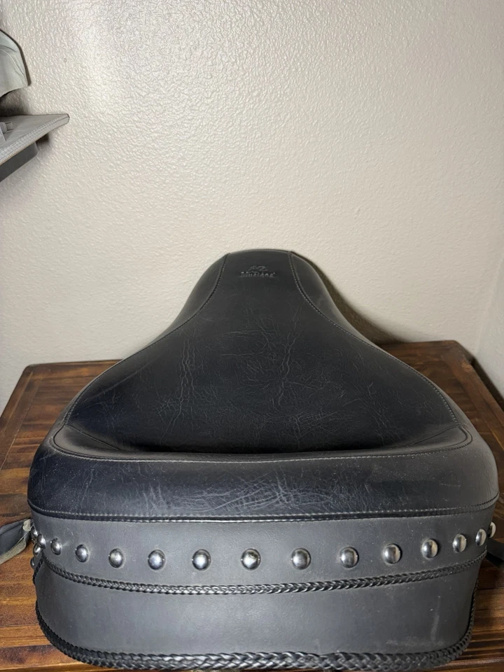 Asiento individual Mustang 76122 Wide Touring, para Yamaha Roadliner y Stratoliner '06-'15 Foto 1 de 4