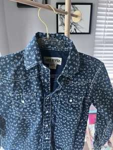 Red River Outfitters Children’s Clothing - Picture 1 of 2
