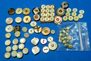 LOT Antique Vintage PEARL MOP Buttons Diminutive to Small 1/4 to 5/8" - Picture 1 of 10