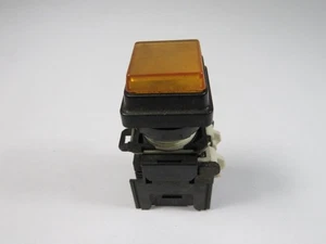 Square D D1V20-Z20Y Yellow Square Pilot Light USED - Picture 1 of 3