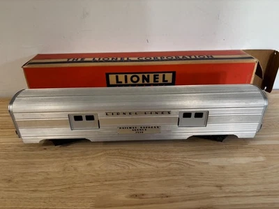 Lionel Postwar O Gauge 2530 "Railway Express Agency" Aluminum Baggage Car w/OB - Image 1 of 4
