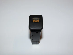 Fit For 03-04 Land Rover Discovery Moonroof Sunroof Center Isolator Switch - Picture 1 of 2