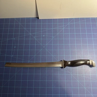 "Cuchillo recortador dentado Cutco 1731-B76 hoja de 9,5"" - mango marrón, rebanadora, limpio" Foto 1 de 4