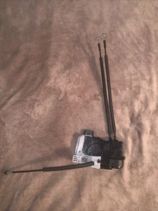 Replacement 813202S000 Front Door Lock Actuator Right HYUNDAI TUCSON 2011-2015 - Picture 1 of 4