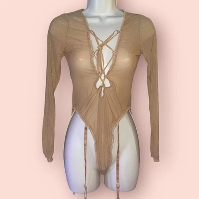 全新带标签 Fredericks of Hollywood $58 Lola Lee 尺寸 M "Late" 棕褐色蕾丝前紧身衣 — 第 1/2 张图片