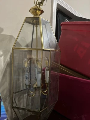  Lámpara de araña grande vintage de vidrio biselado de latón entrada 36" de alto + cadena 9 luces Foto 1 de 2