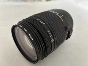 Sigma 18-250mm f/3.5-6.3 DC OS HSM Canon EF fit inc end caps and hood, very good - Picture 1 of 10