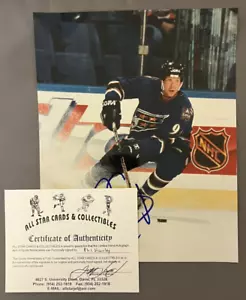 Phil Housley NHL Washington Capitals Autographed 8x10 - Picture 1 of 3