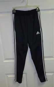 Adidas Boys Pants Size Medium M 11 - 12 Years Gray 3 Stripe Athletic - TB013 - Picture 1 of 5