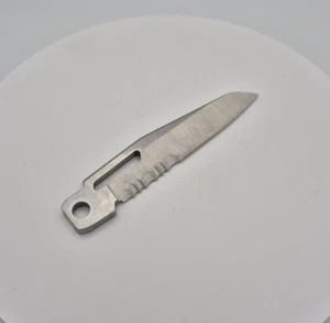 Leatherman Signal - New Genuine Replacement Mod Parts - 420HC Combo Knife - Picture 1 of 8