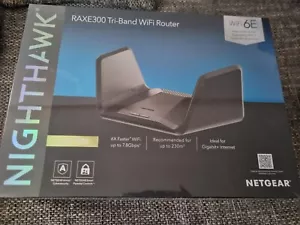 Netgear Nighthawk 7800 Mbps 4 Anschlüsse Wireless Router (RAXE300100EUS) - Bild 1 von 4