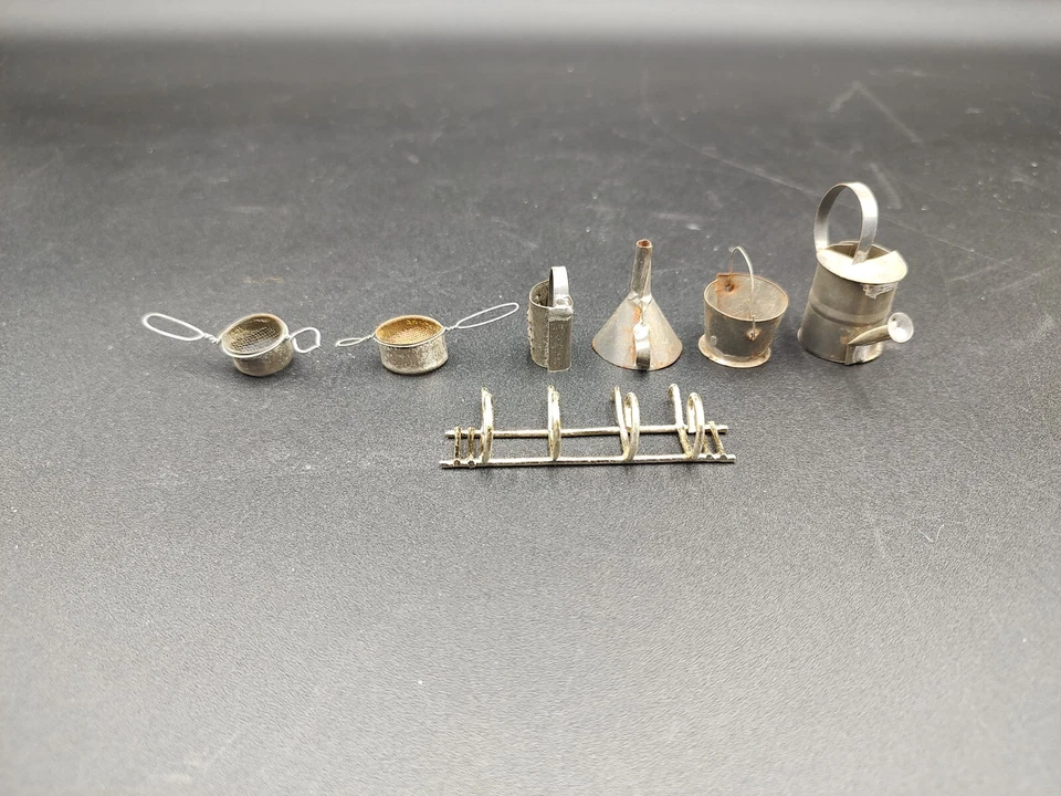 7 artículos de jardín de hadas de metal oxidado vintage cubo regadera embudo   Foto 1 de 4