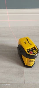 Stanley CLLi Cross Line Self-Levelling Laser - Complete With Batteries - Picture 1 of 3