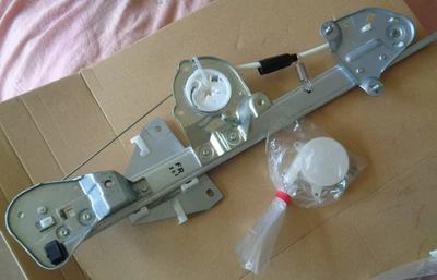 Nuevo de Lote Antiguo 1992-1995 MAZDA MX-3 BRAZO VENTANA DELANTERA BASE DERECHA NUEVO FABRICANTE DE EQUIPOS ORIGINALES EA05-53-590A Foto 1 de 4