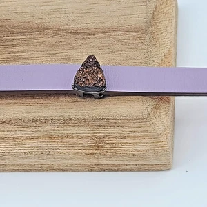 Keep Collective Gunmetal Llave Deslizante Dije - Acento Cristal Druzy Púrpura - Imagen 1 de 8