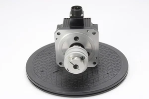Mitsubishi HC-SFS52 AC Servo Motor - Picture 1 of 9