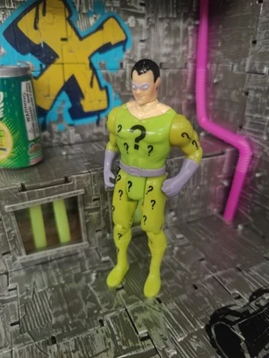 Figura de acción vintage ToyBiz DC Super Heroes The Riddler 1989 Foto 1 de 3