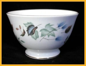 Colclough Linden Sugar Bowl - In Excellent Condition - Picture 1 of 1