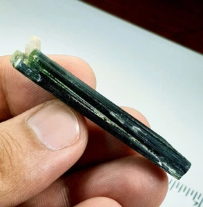 30Cts Beautiful Green Color Tourmaline with Quartz Crystals Very Nice Quality pc - Picture 1 of 6