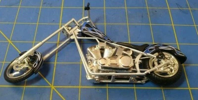  Soft Tail West Coast Choppers 1:18 2004 - Image 1 of 4