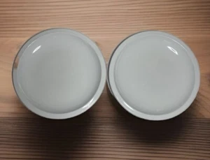 Pottery Barn Speiseteller * 2er Set * weiß 10 1/2" TOP ZUSTAND schmaler Rand - Bild 1 von 2