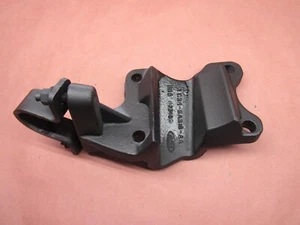 99-04 Ford F250 F350 4X4 Front Axle U Bolt Bracket Sway Bar Mount 1C34-5A316-AA - Picture 1 of 5