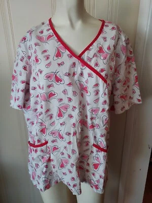 Women's White Cross Scrub Top Size XL Heart Pattern Short Sleeve V Neck Pockets - Image 1 of 4