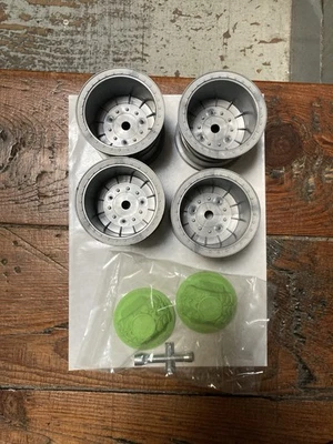 4x 1/10 2.2 Monster Truck Wheels, 12mm Hex, Silver Axial SMT10 AXIC1464 MK50 - Image 1 of 2