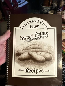 Elm Mott Texas Sweet Potato Recipes Homestead Farms 1996 Cookbook Vintage Rare - Imagen 1 de 7