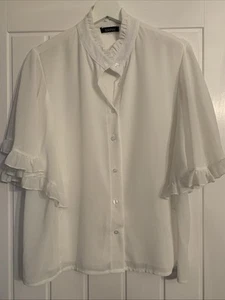 Brand New Size 14 White Crop Shirt From Boohoo - Picture 1 of 5