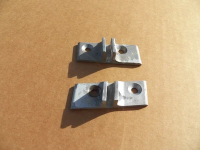 Cessna 150 Horizontal Stabilizer Fittings 0432005-1, 0432005-2 - image 1 of 4