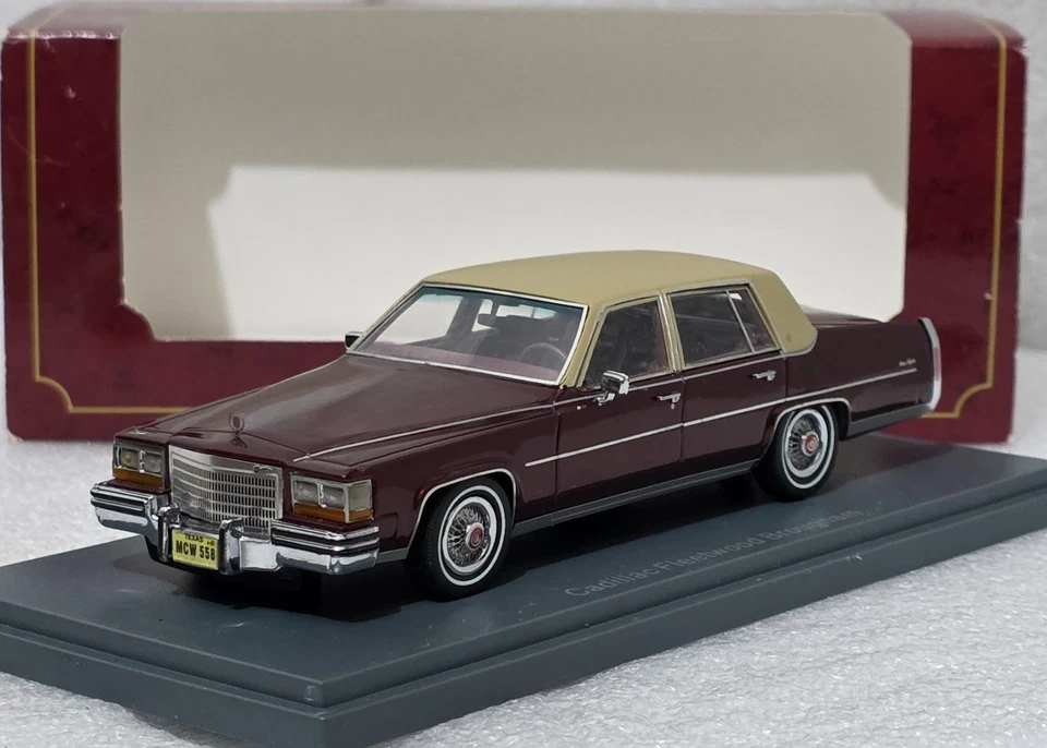 Cadillac Fleetwood Brougham 1982 Red  1:43 Neo American Excellence Models  (16) - Image 1 of 4
