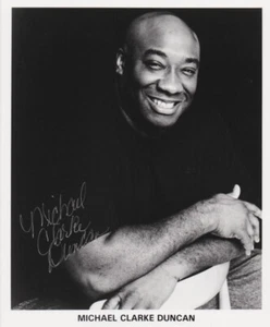 MICHAEL CLARKE DUNCAN firmato a mano FANTASTICO PRIMO PIANO RITRATTO IN BIANCO E NERO 8x10 con certificato di autenticità - Foto 1 di 2