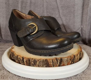 Handmade Belle Beauty & Beast Yellow Dress Crown Doll Toy Amigurumi Crochet NWOT - Picture 1 of 6