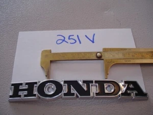 *1EA* OEM HONDA TANK EMBLEM CL70K1 TO K3  (SOME OTHERS) (251V) - Picture 1 of 1