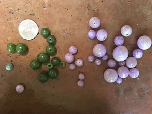 JADEPERLEN IN DUNKELGRÜN (10 VERSCHIEDENE GRÖßEN) - Bild 1 von 3