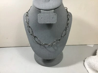 Collar, Ralph Lauren, 17" tono plata ovalado, marcado RLL. Foto 1 de 4