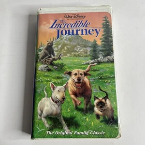 Walt Disney's The Incredible Journey Emile Genest, Sandra Scott (VHS) Acceptable - Picture 1 of 3