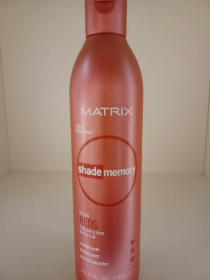 Matrix Shade Memory Vivid Reds Conditioner 13.5oz - Image 1 of 1