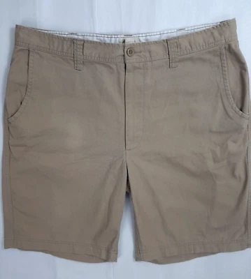 St. John's Bay Shorts Men's Size 40  x  10.5 " Khaki Chino Shorts 100% Cotton - Image 1 of 4