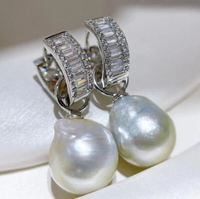 Pendientes de perlas barrocas grandes blancas naturales de 14-16 mm enchapados en oro 925S Foto 1 de 4