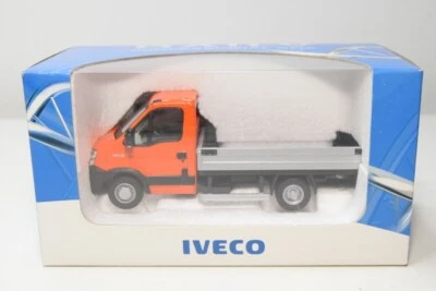 B69 1:43 ROS ITALY IVECO DAILY PROFESSIONAL DNA PICKUP PICKUP ARANCIONE NUOVO... - Immagine 1 di 4
