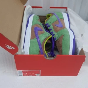 Nike Dunk Low SP Chapa Talla 12 Para hombres Nuevo DA1469-200 Púrpura Verde - Imagen 1 de 13