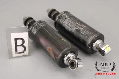 Juego de amortiguadores traseros Harley Softail Deluxe 2007 26.000 millas Foto 1 de 4