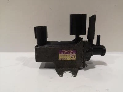 TOYOTA YARIS MK1 XP10 1999 - 2006 VACUUM SENSOR 66642 25819-33010 - Image 1 of 4