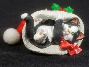 2014 Hallmark Keepsake/Mischievous Kittens/Nina Aube Christmas Ornament, New IB - Picture 1 of 11